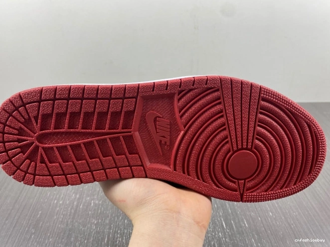 Air Jordan 1 Low Bred 705329-001 Retro 0723